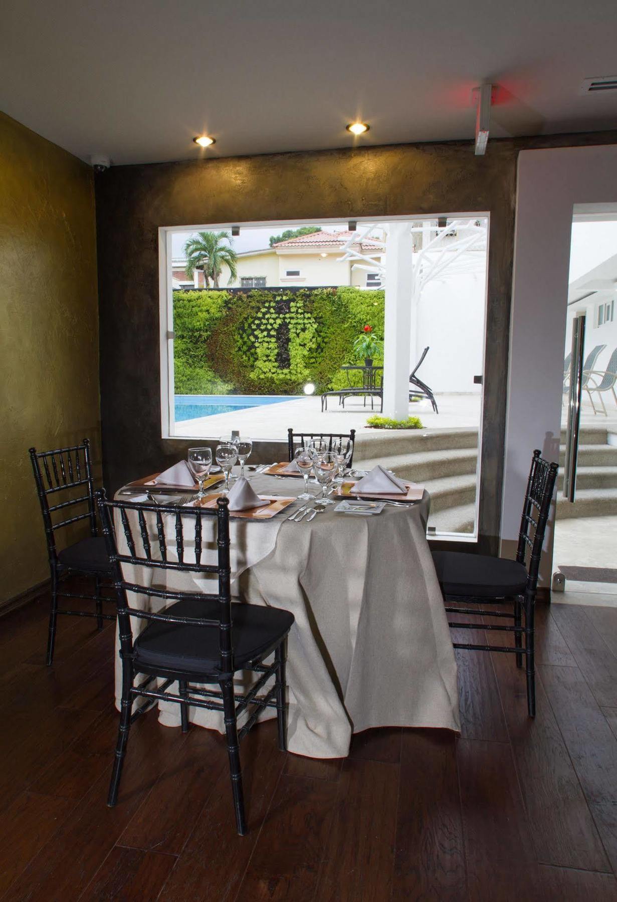 Isabella Boutique Hotel San Pedro Sula Exterior photo